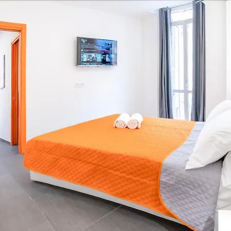 Colours Apartments☆☆☆☆ San Remo